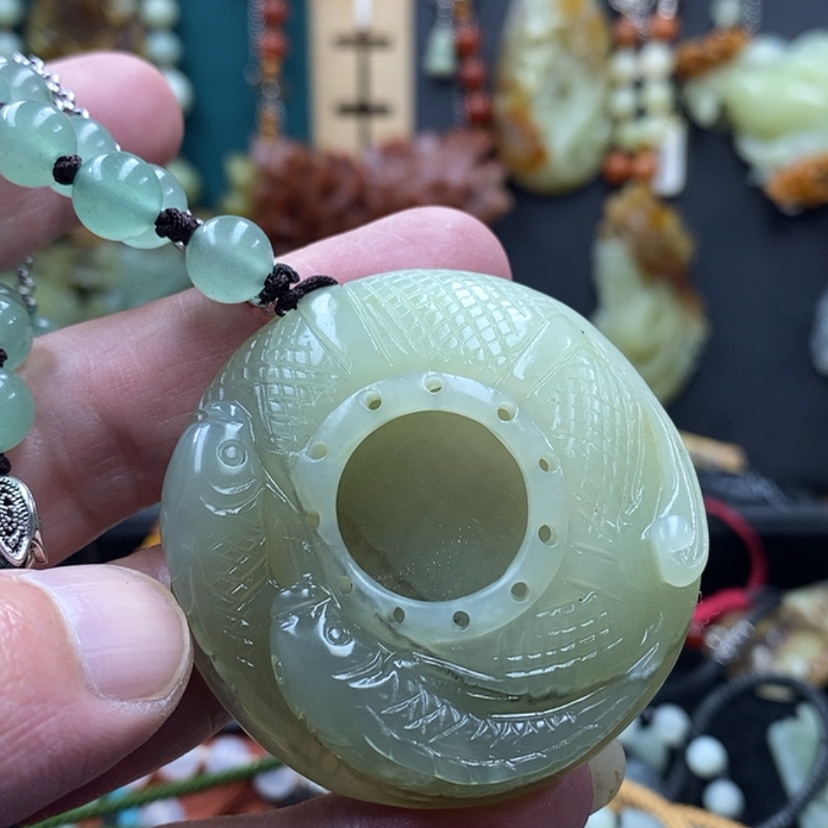 【闪购商品】蛇纹石玉吊坠未镶嵌