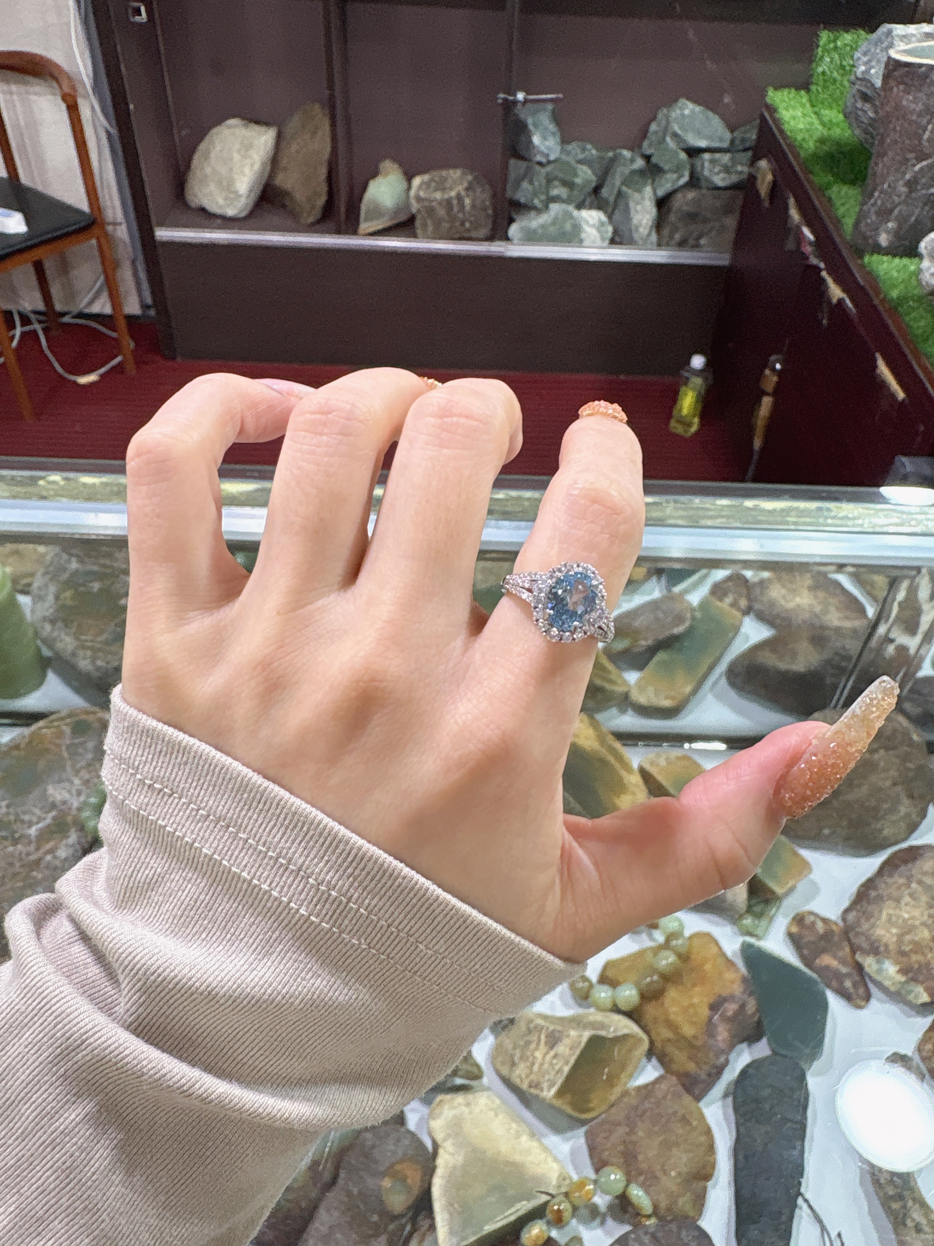 满钻托帕石采用S925银镶嵌开口戒指时尚大气女士豪华气质银戒