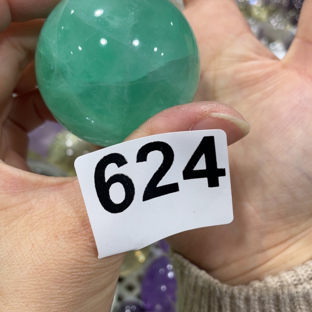 未镶嵌水晶珠宝半成品