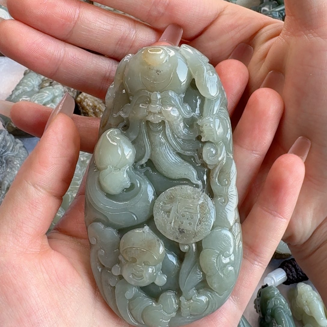 颈饰未镶嵌和田玉