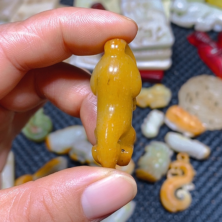 未镶嵌手链和田玉（糖玉）