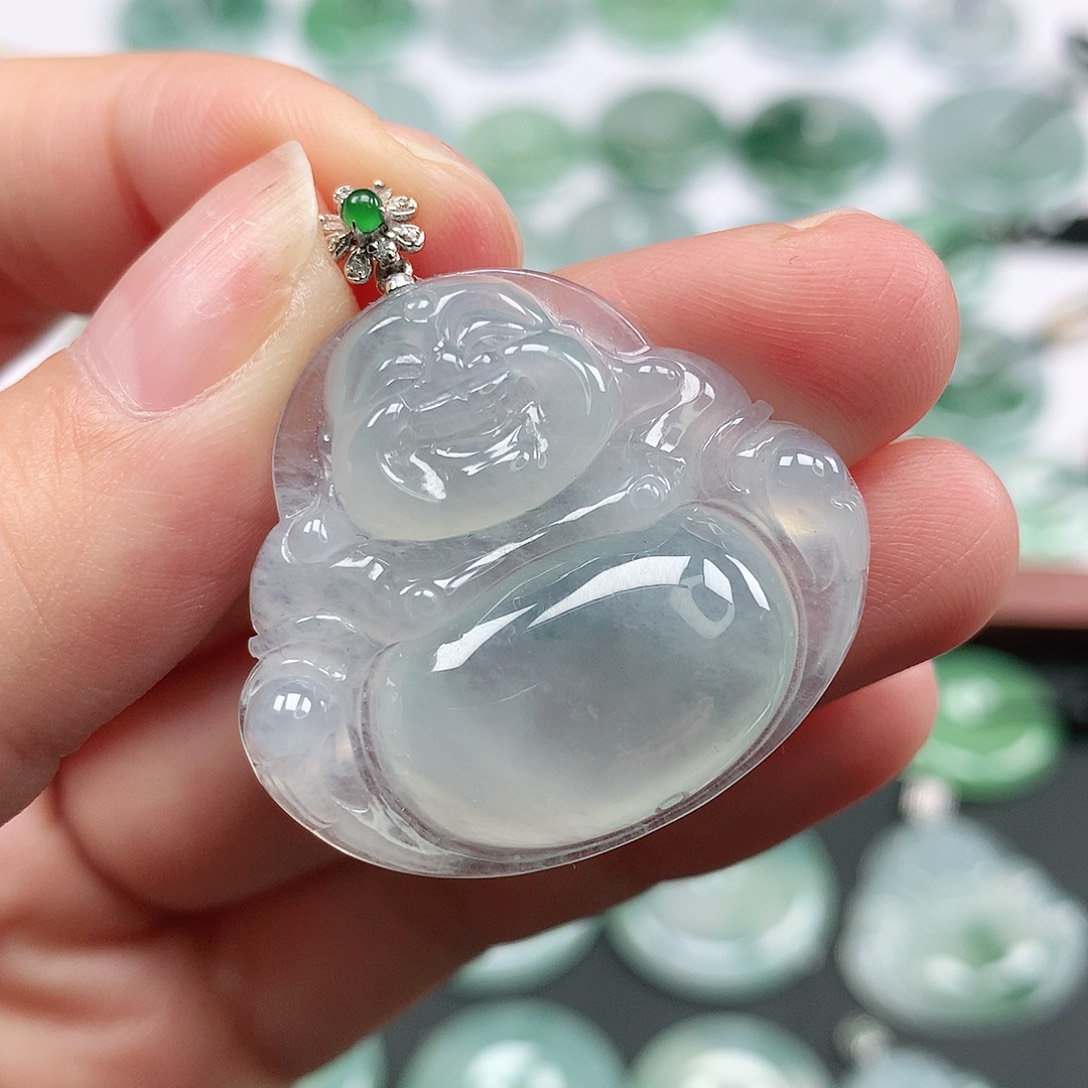 翡翠颈饰18K金镶嵌佛