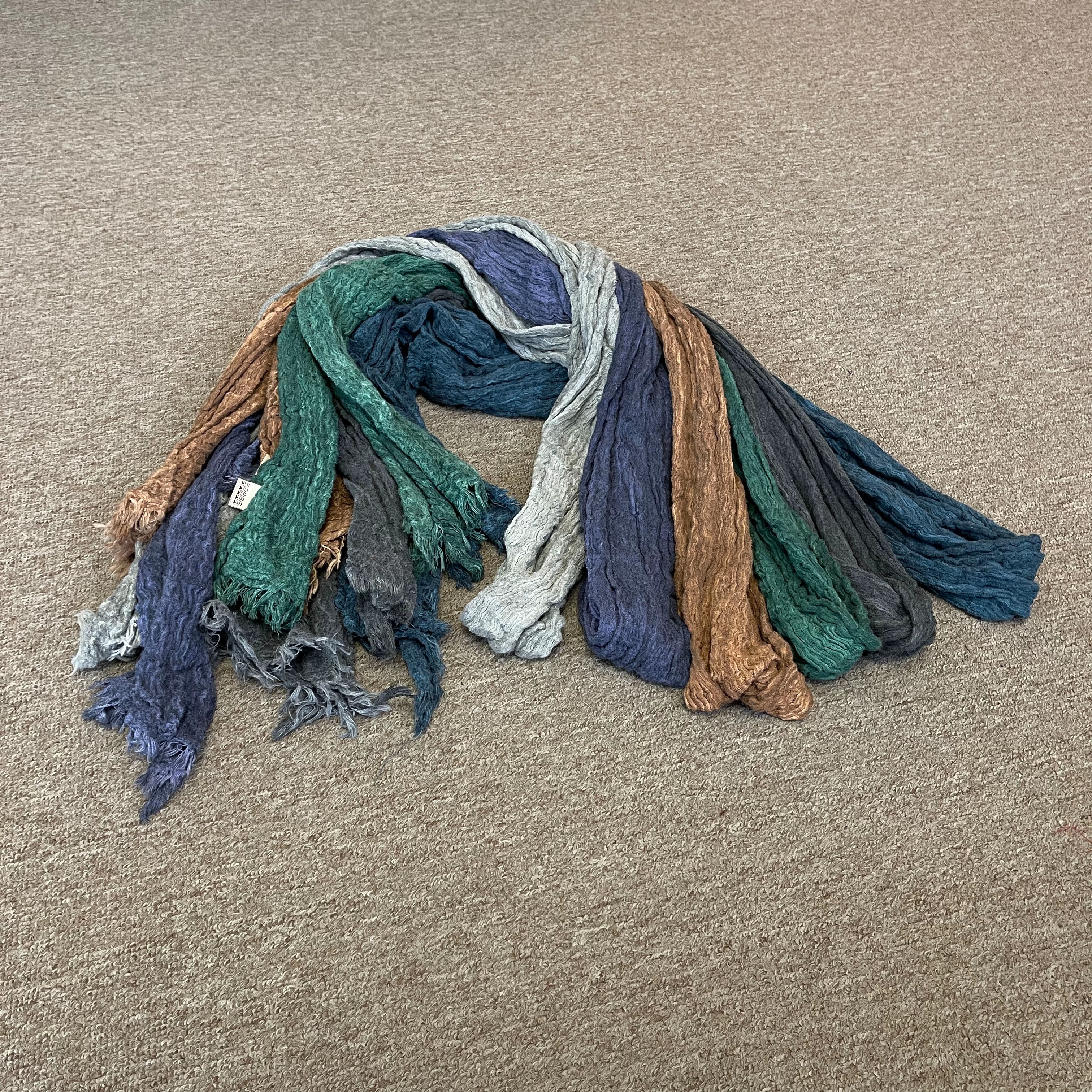 2025新款时尚百长条围巾