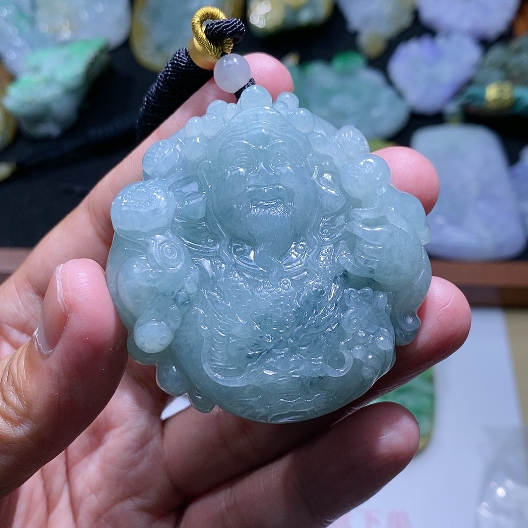 【闪购商品】翡翠颈饰未镶嵌财神