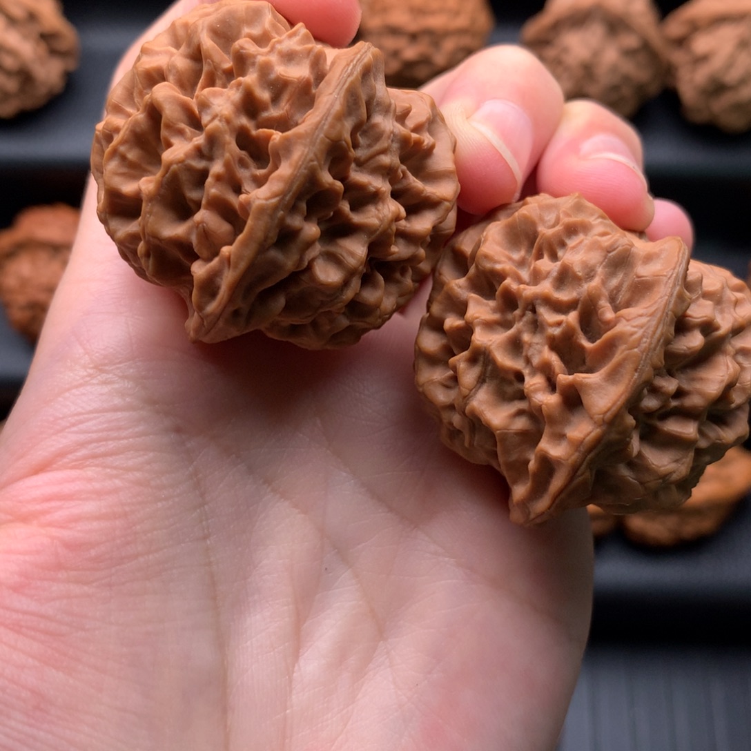 龙***情文玩核桃吊坠秦闷不退换