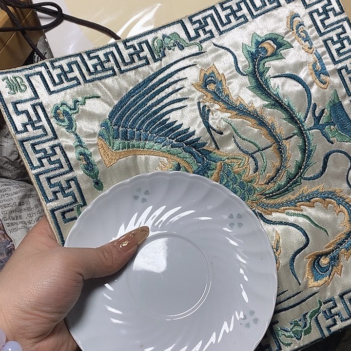 瓷片媛*瓷片瓷片瓷片