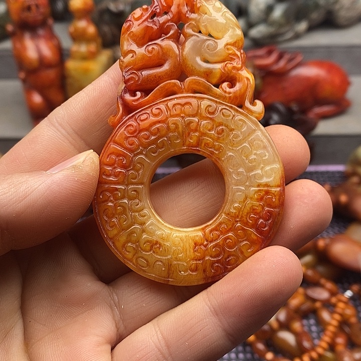 未镶嵌蛇纹石玉颈饰