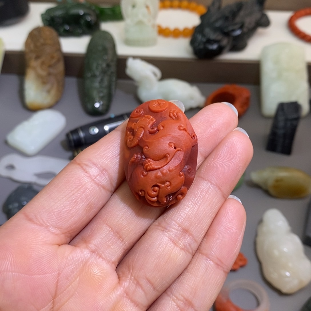 玛瑙/玉髓未镶嵌颈饰哦*噶定制不退不换