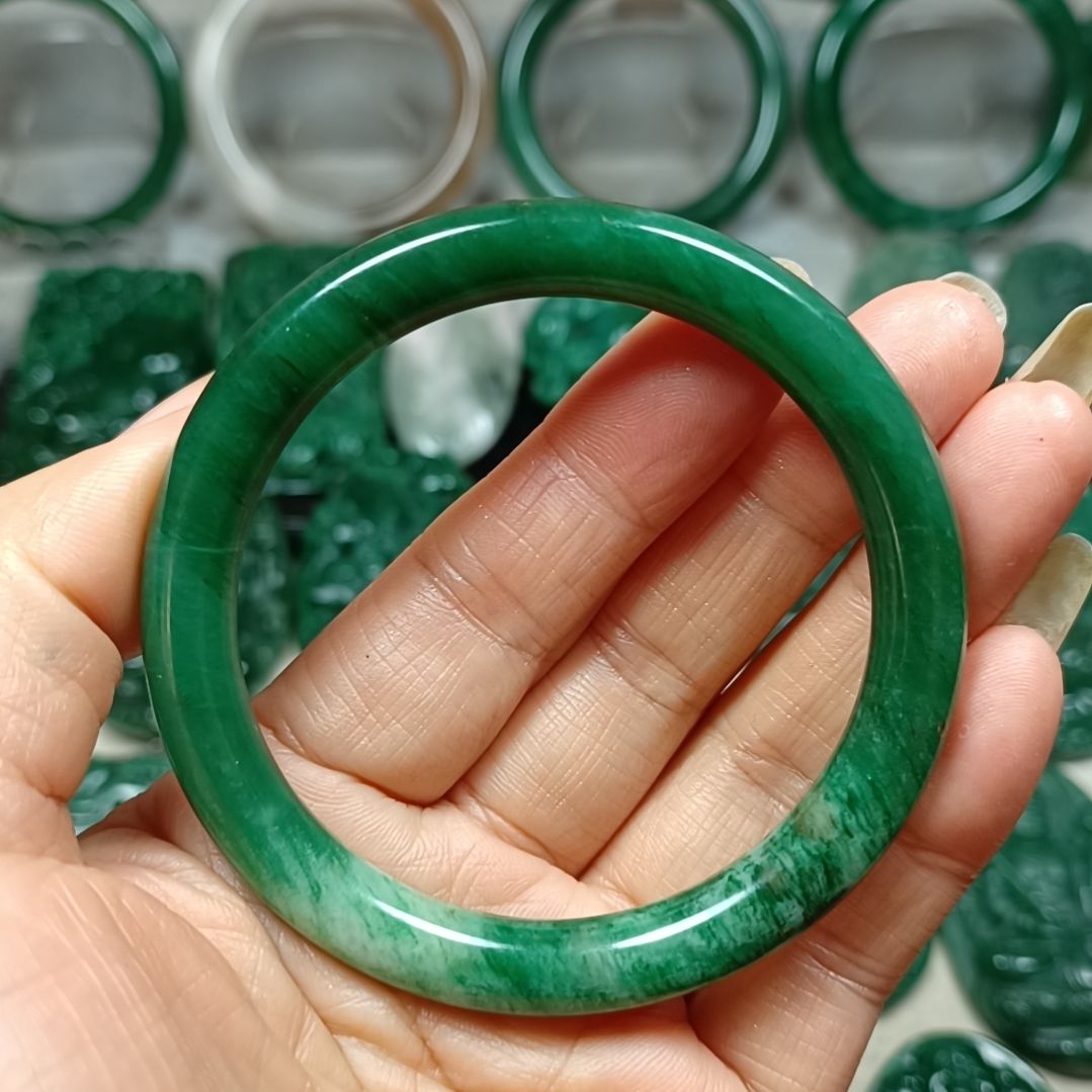 独山玉未镶嵌手镯56