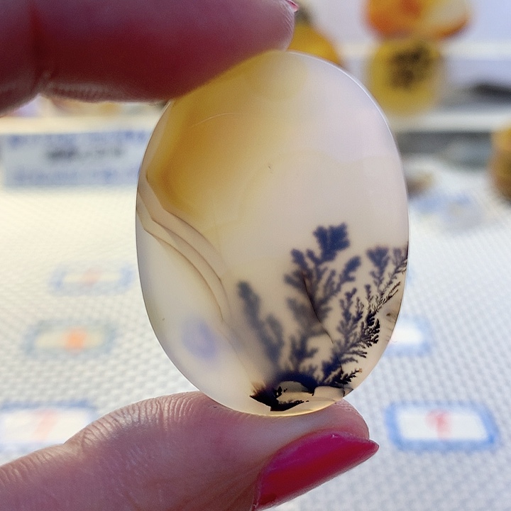 玛瑙/玉髓吊坠未镶嵌