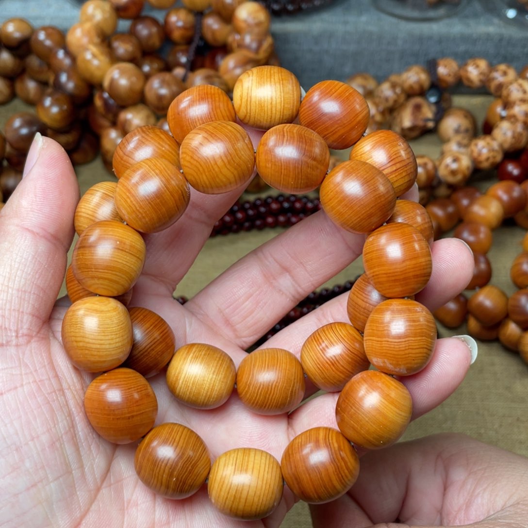 木1618四川崖柏老料枣珠