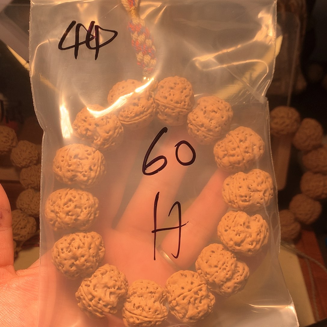 金刚菩提吊坠H44。           