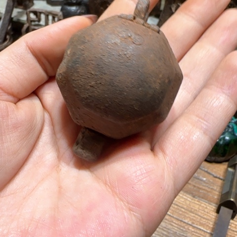 金属小金属烟盒 摆件漂亮