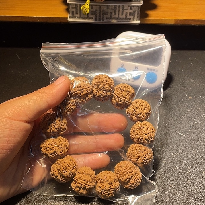 二***凡金刚菩提手串金刚