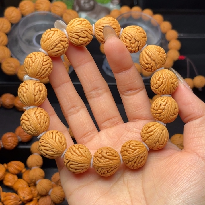 桃核手串殃**鱼16尺寸密纹绣球（36号链接）