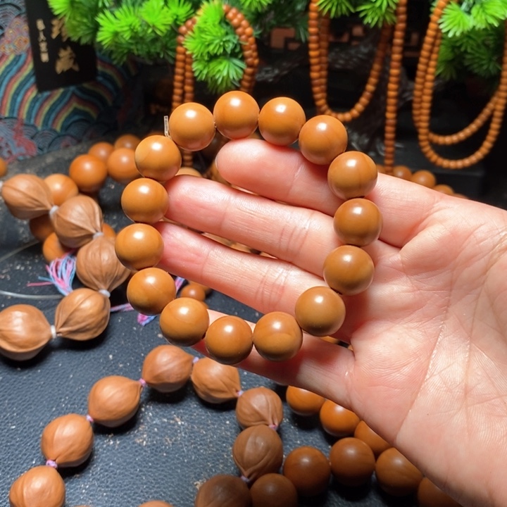 橄榄核手串1.4福利光珠