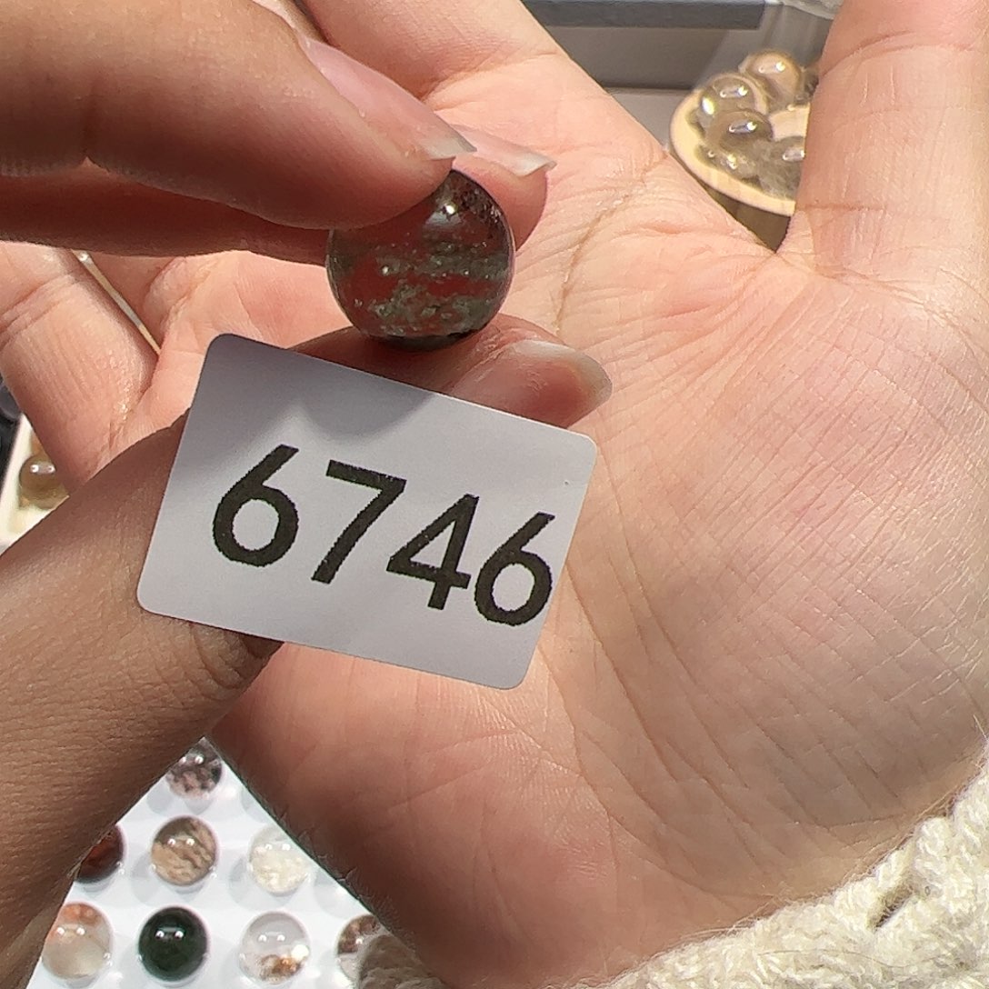 水晶未镶嵌大型摆件（非配饰）