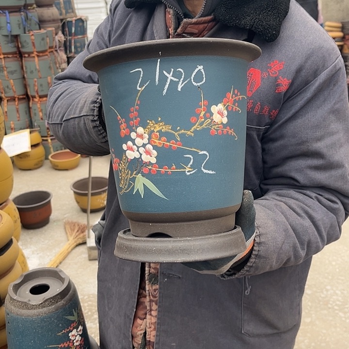 紫砂紫砂花盆也被命名