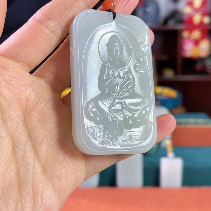 和田玉吊坠未镶嵌