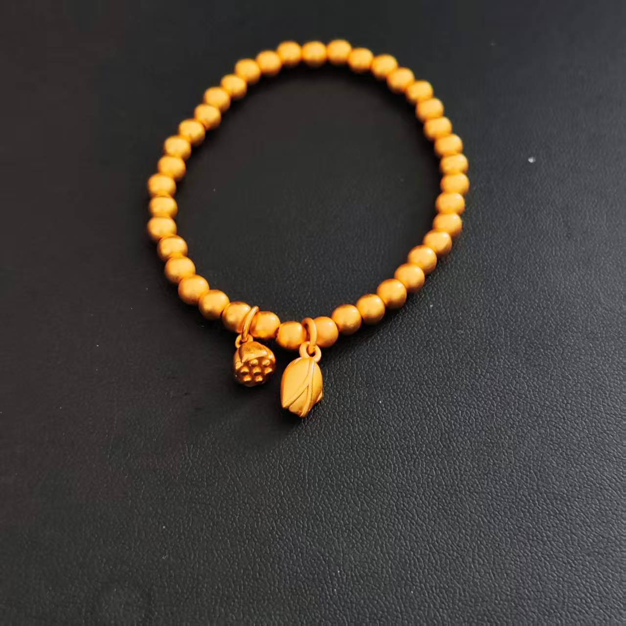 非金属珐琅手链  轻奢时尚气质百搭精致精美手链 ZJD216880