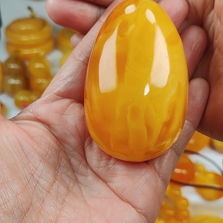 蜜蜡吊坠(赠链)未镶嵌