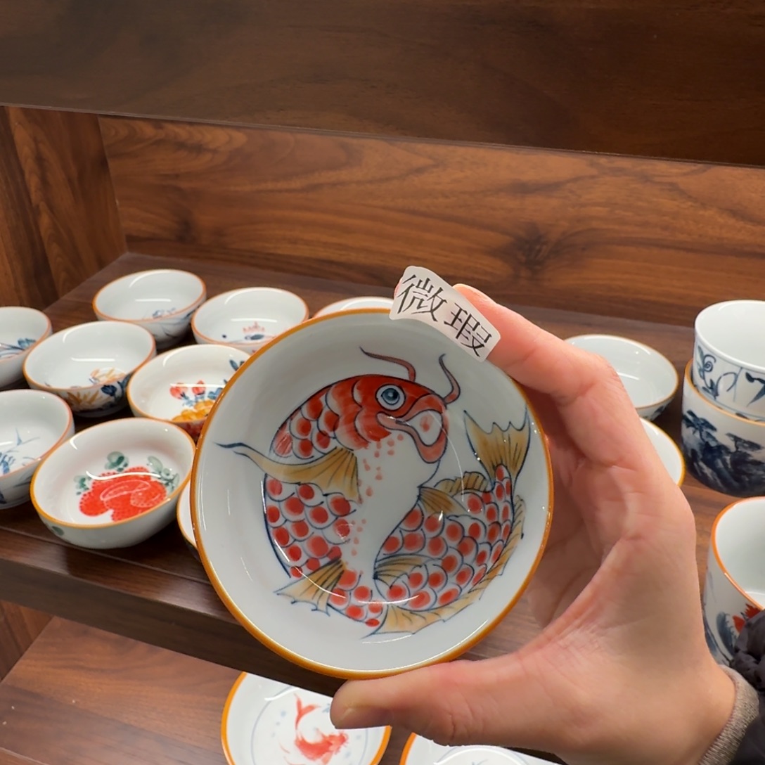 釉下手绘茶具微瑕