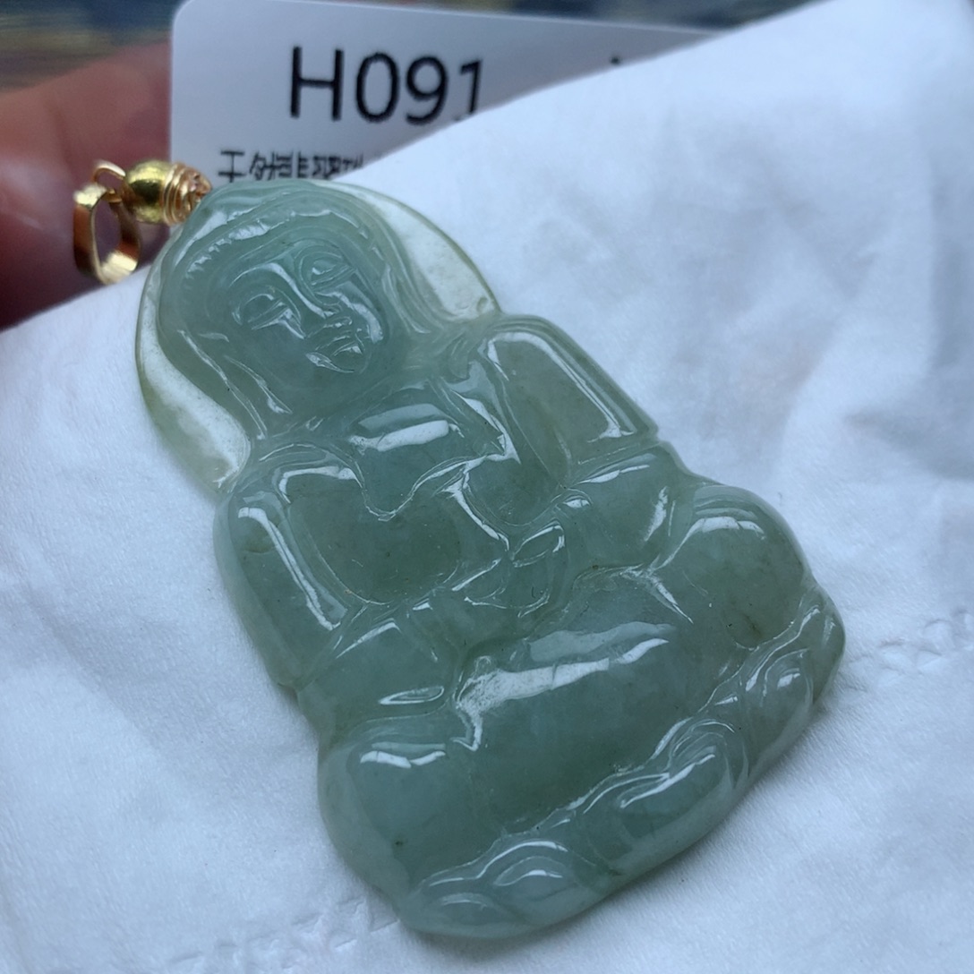 翡翠颈饰未镶嵌手串