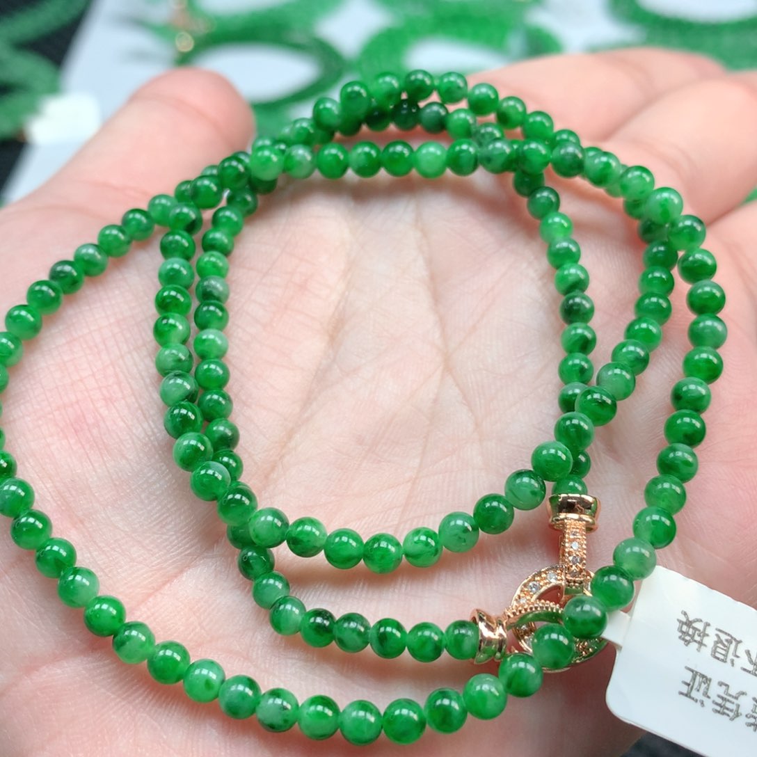 翡翠手链未镶嵌翡翠