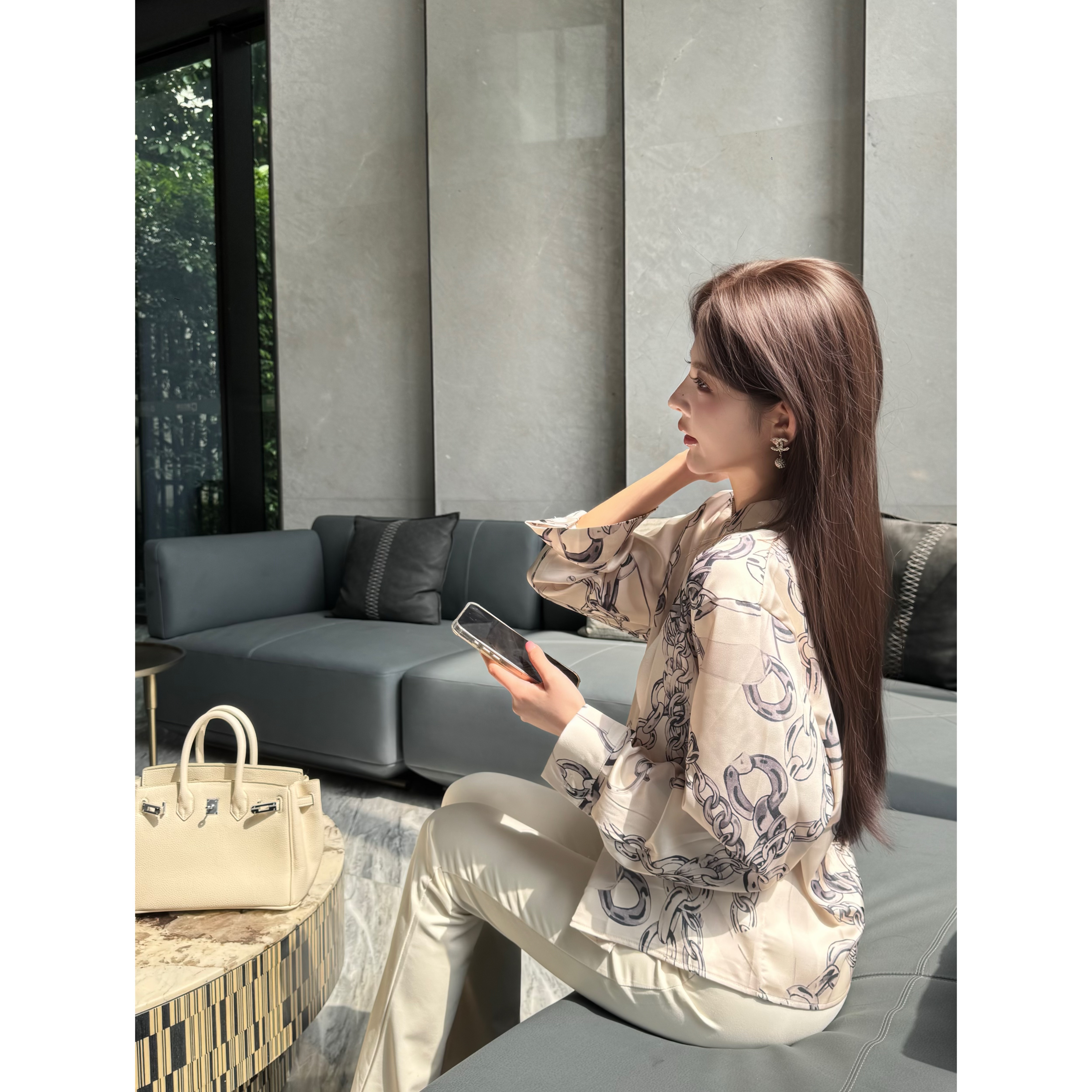 【思琦服饰】百搭老钱风新款印花拉链显瘦设计感长袖外套