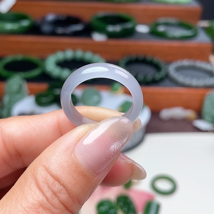 和田玉戒指未镶嵌