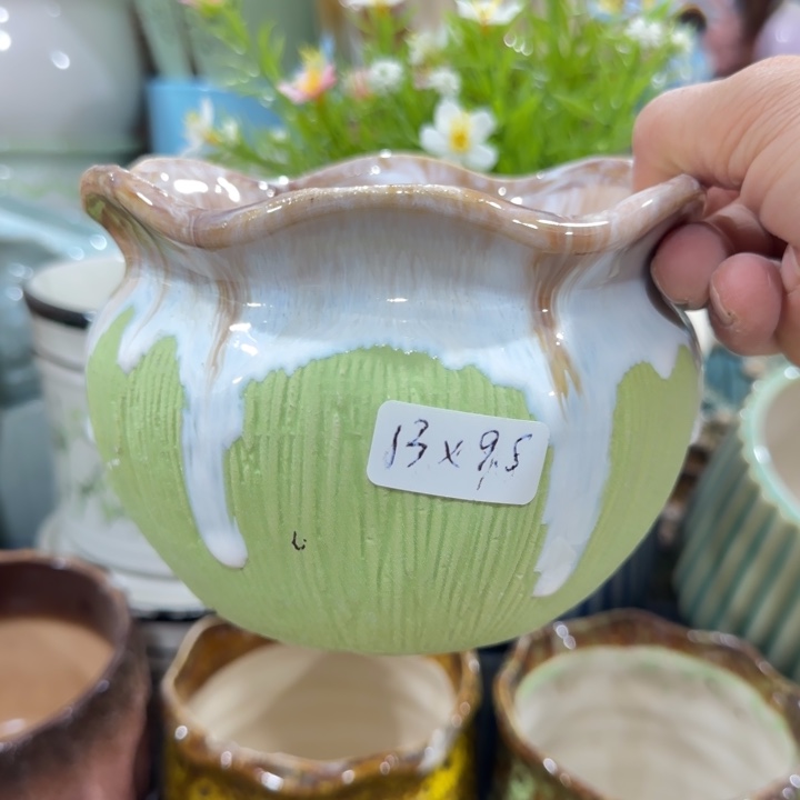 凑9块包邮，有孔，花盆