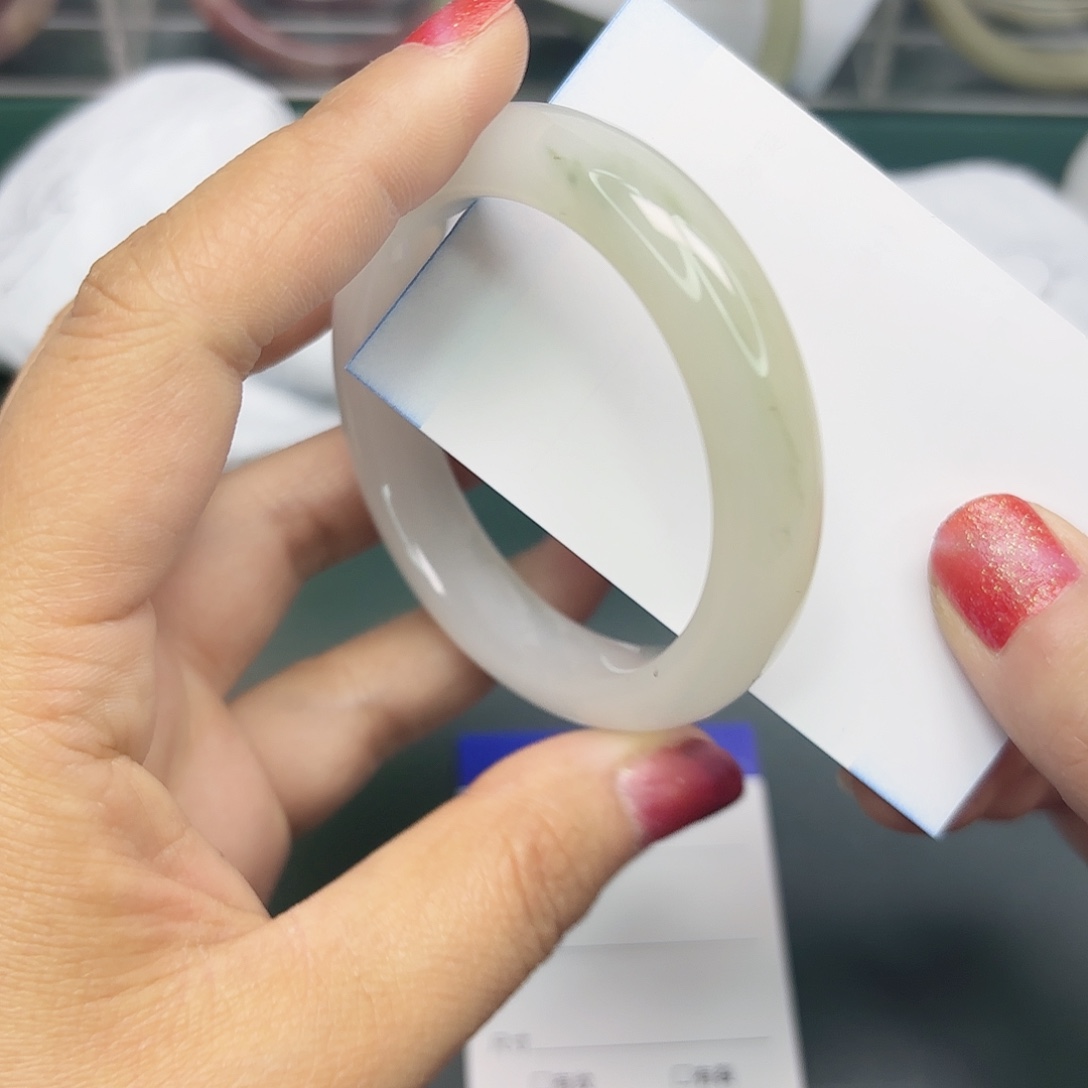 石英质玉未镶嵌手镯90/5253