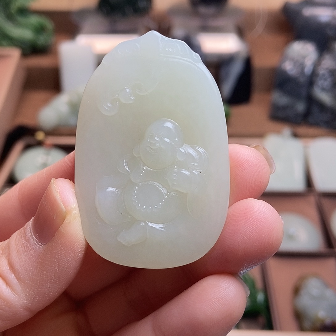 和田玉（糖玉）颈饰未镶嵌