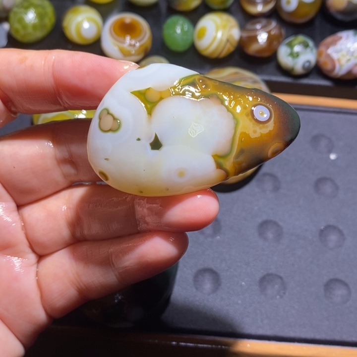 未镶嵌玛瑙/玉髓珠宝半成品40