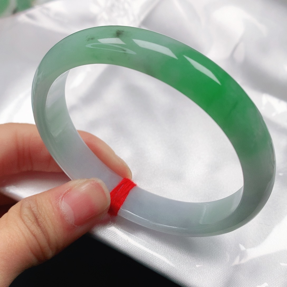 翡翠手镯（贵妃镯）未镶嵌天然翡翠手镯56