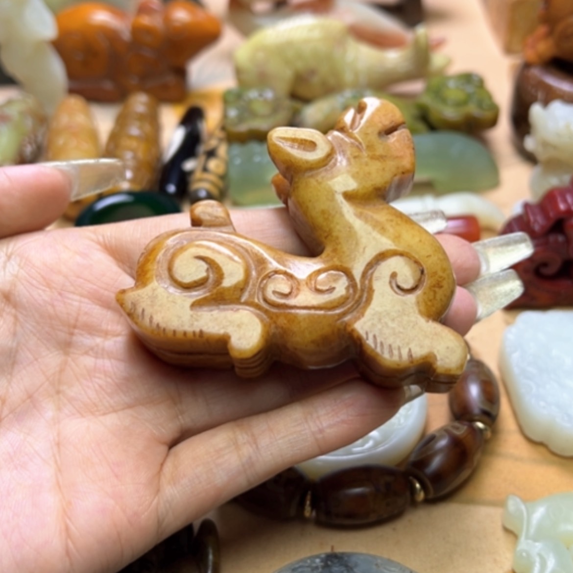 【闪购商品】蛇纹石玉颈饰未镶嵌