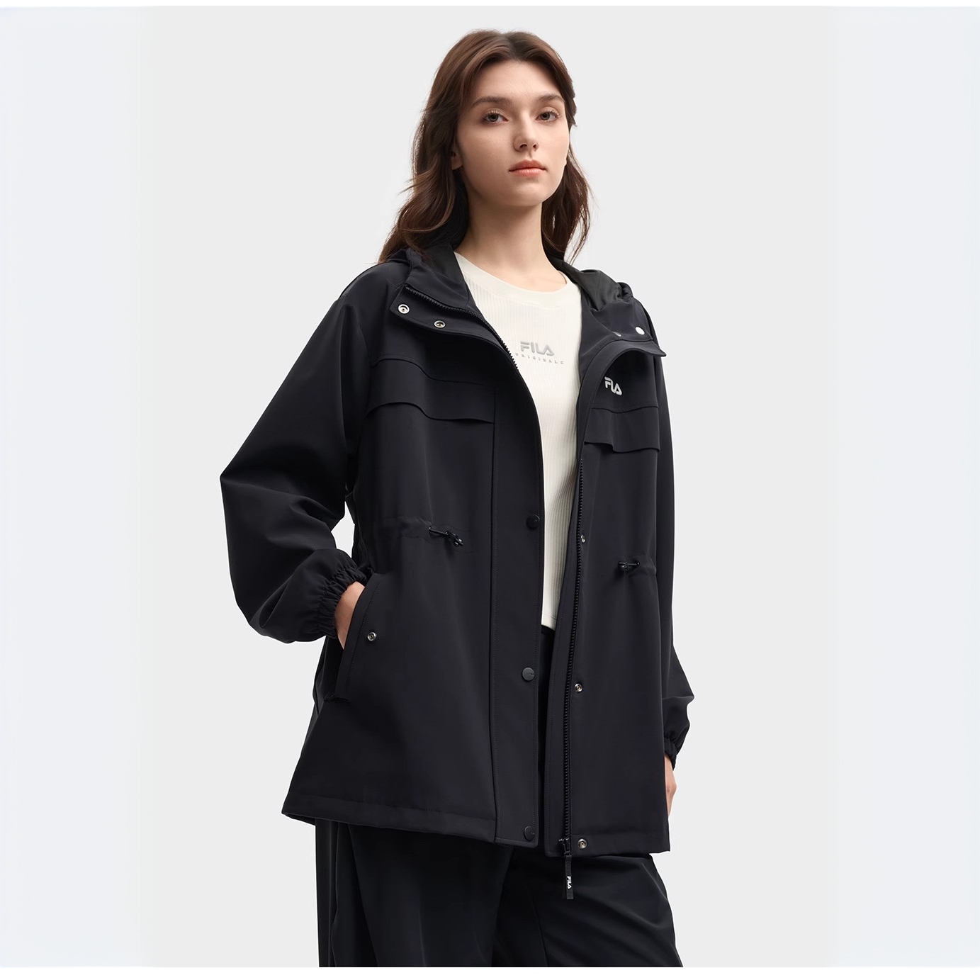 斐乐fila正品25秋新款女装休闲宽松连帽梭织外套风衣F11W539703F