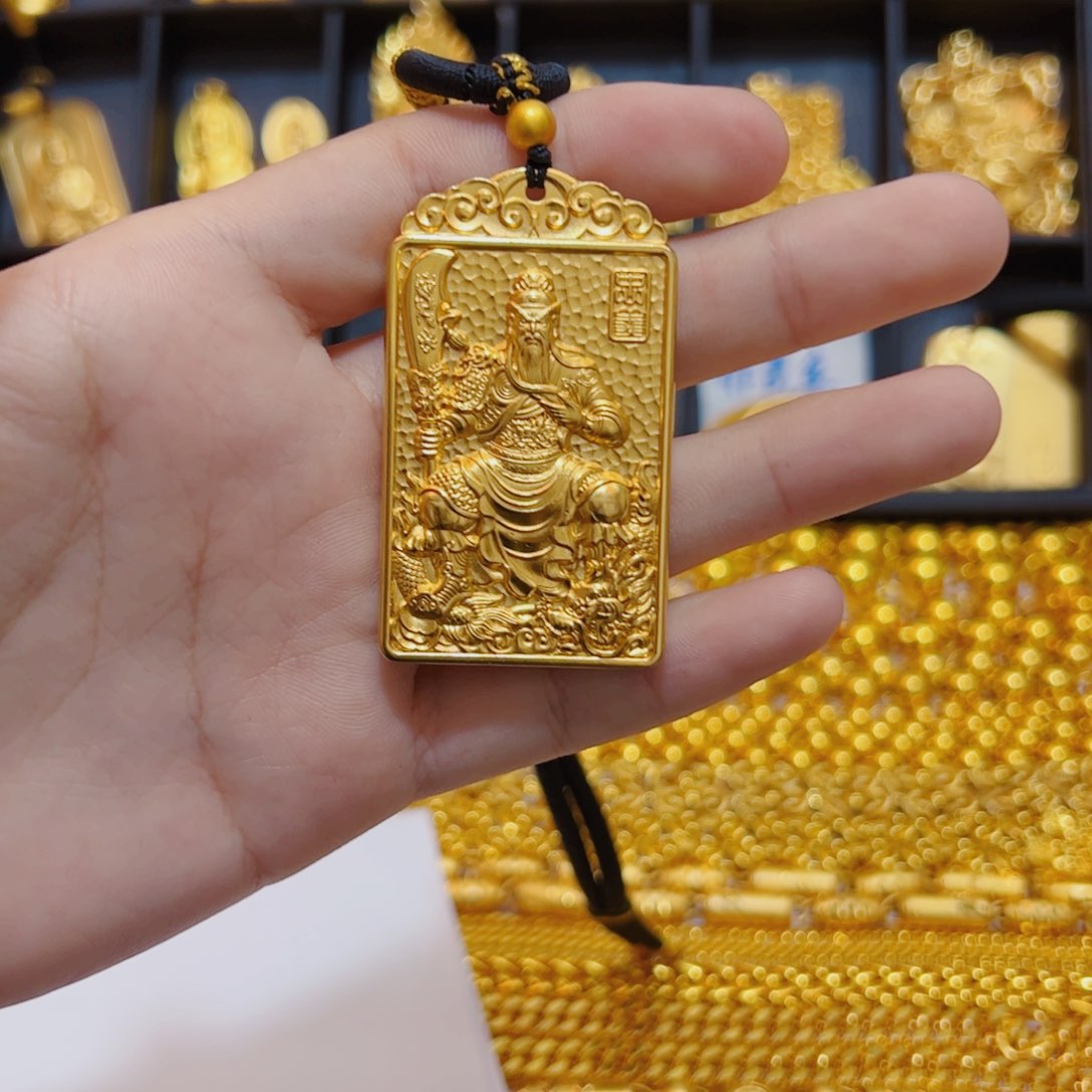 铁合金无关公耍大刀