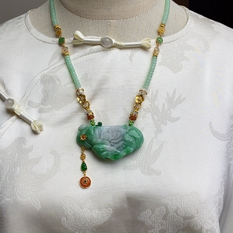 翡翠颈饰未镶嵌天然