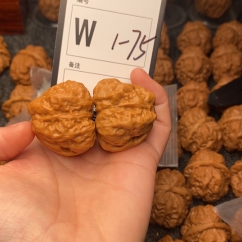 吊坠桃核我是第一百36