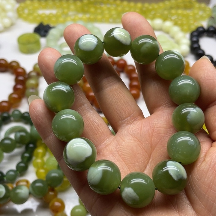 蛇纹石玉手串未镶嵌小****