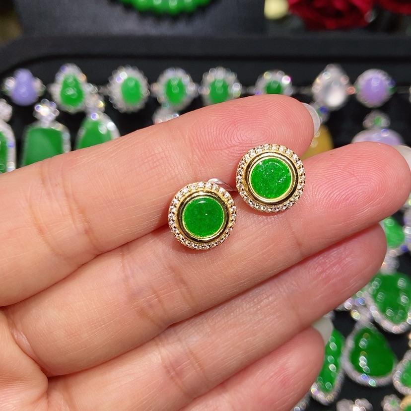 【闪购商品】翡翠耳饰未镶嵌天然翡翠