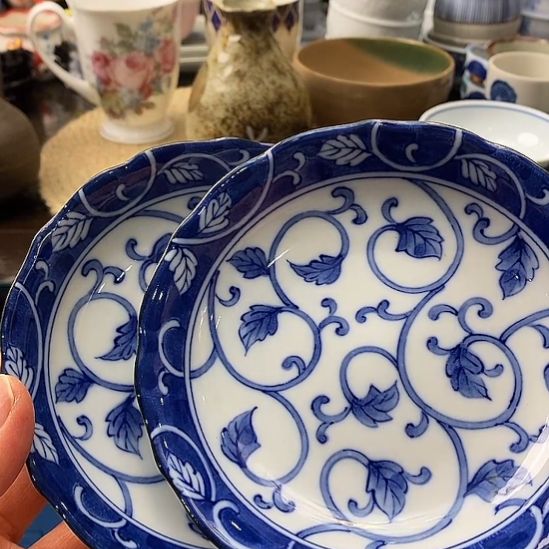 6***6   中古物品默认微瑕，谨慎参拍，满18包邮！