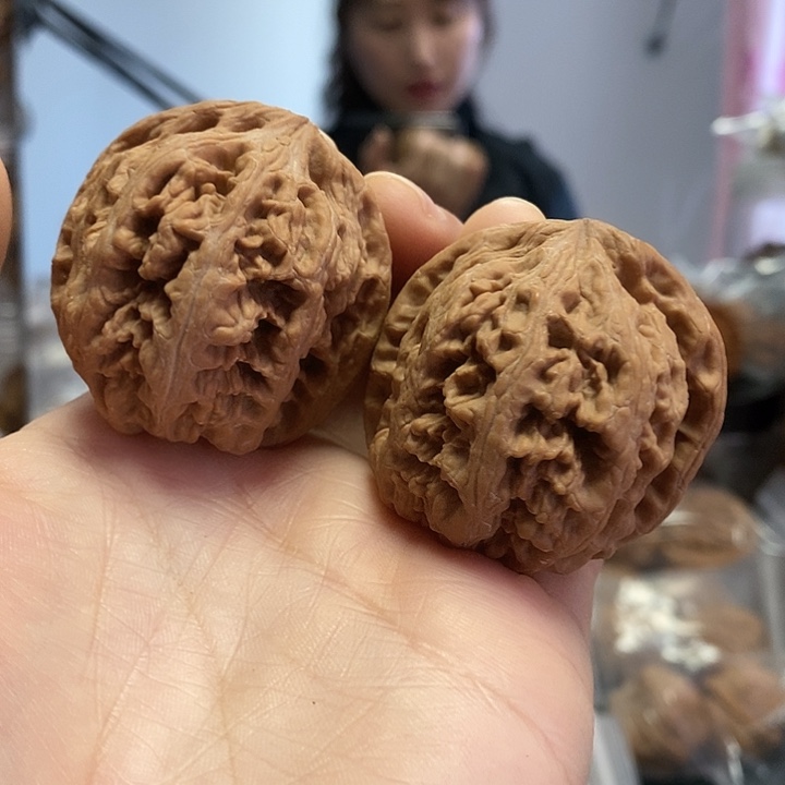 文玩核桃把件41/42红皮粗筋