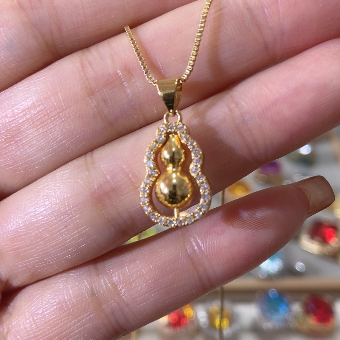 66锆石（处理）吊坠