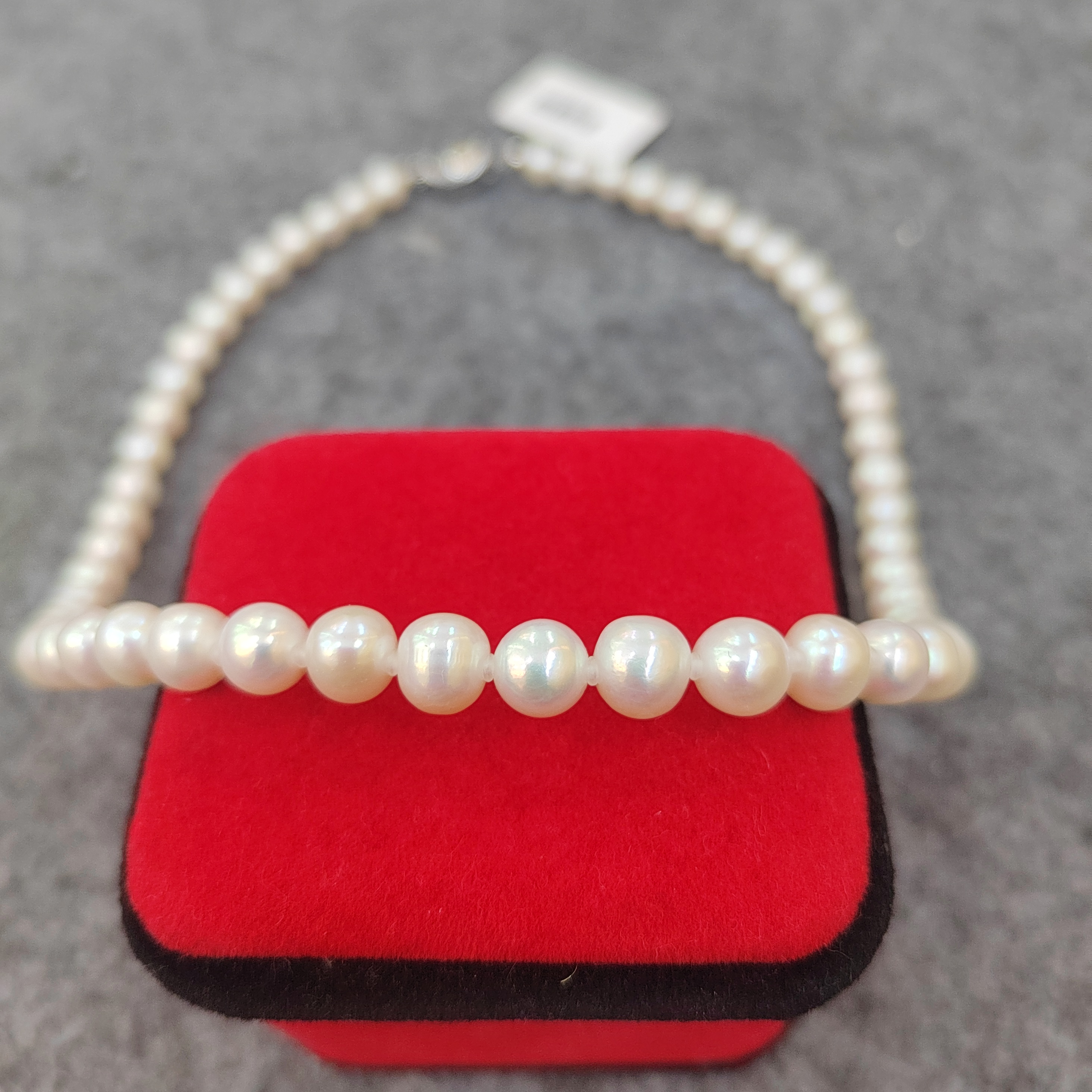 天然淡水无核珍珠妈妈款 近圆强光无暇 百搭颈链