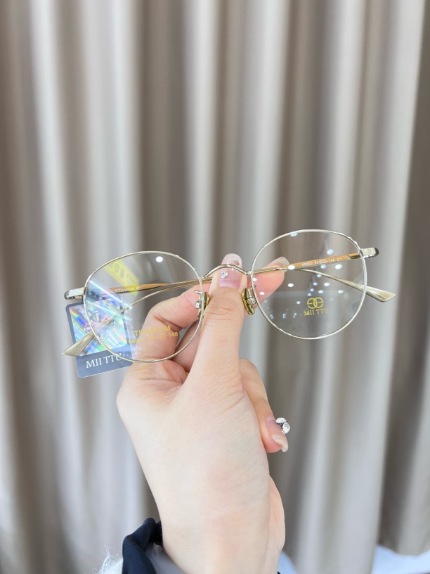 超轻纯钛镜架无脚套设计高级感方圆脸显脸小男女同款