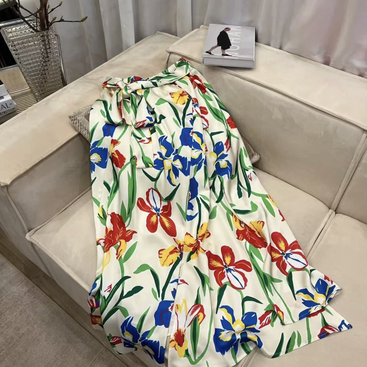 含香服饰 浪漫百合飘带松紧腰半身裙长裙显瘦百搭大花裙休闲印花