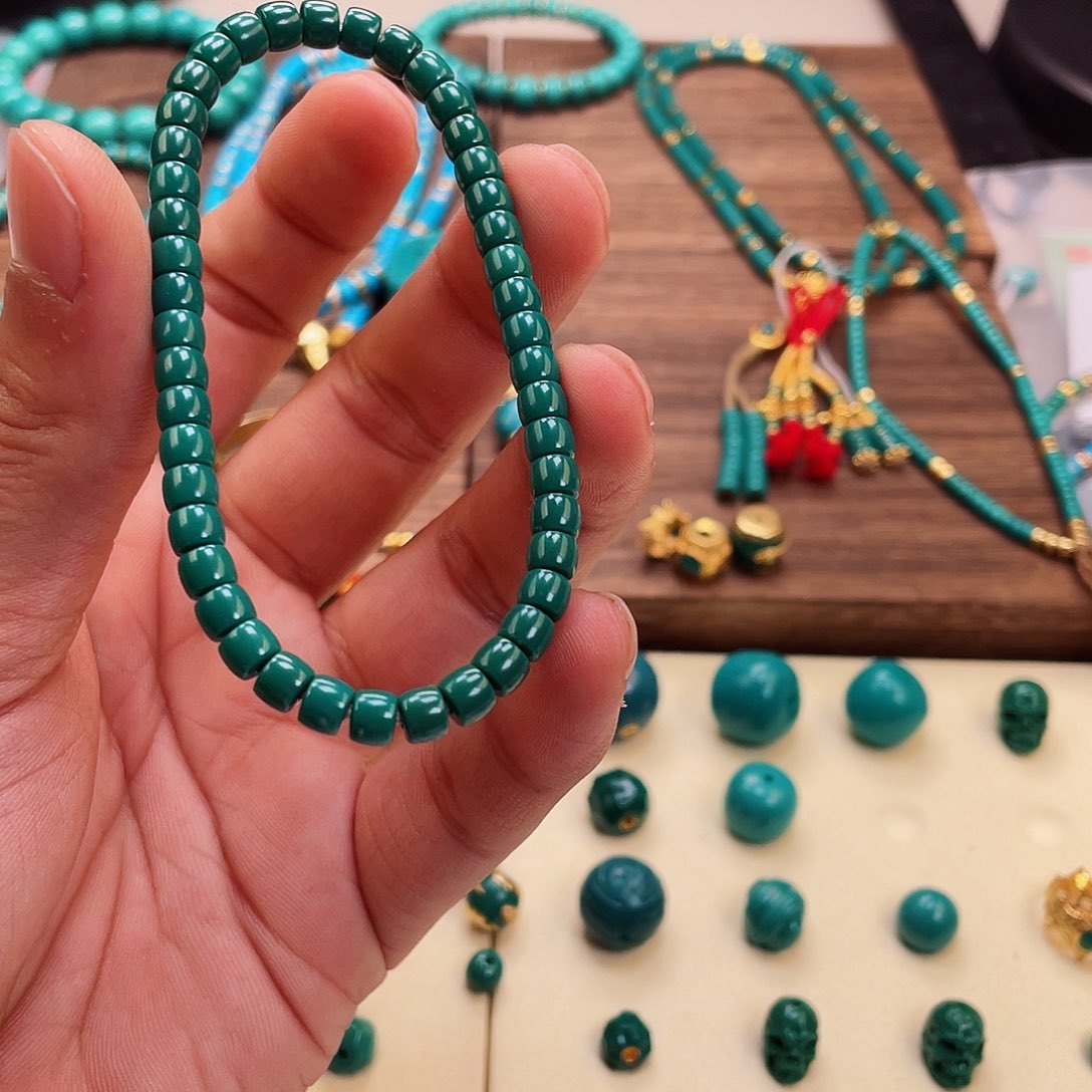 绿松石颈饰未镶嵌1****8