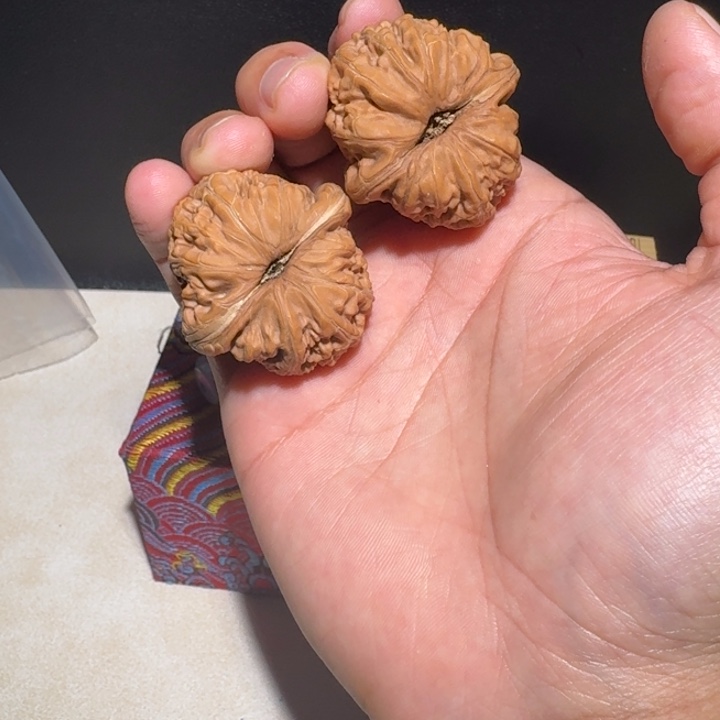 A***哥文玩核桃吊坠文玩y